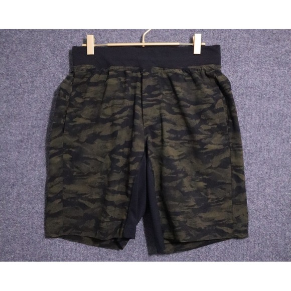 Lululemon Shorts Men M Black Green Camo THE 9.5" Lined Performance Athleisure - Picture 1 of 5